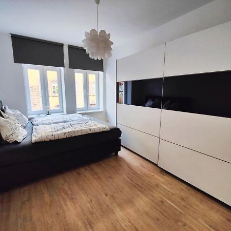 Neu Sanierte Wohnung Mit Balkon Und Stellplatz Erfurt Bagian luar foto