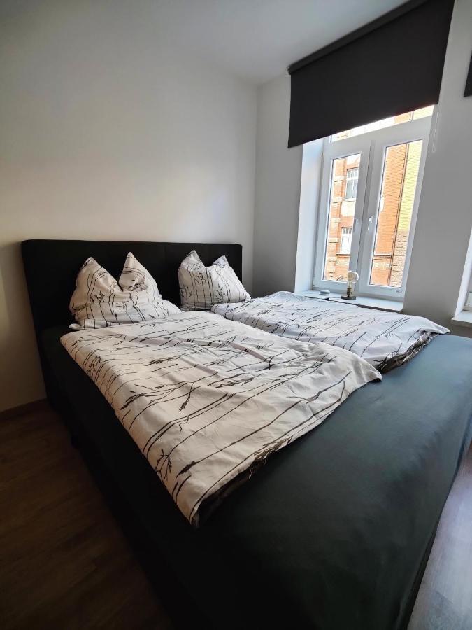 Neu Sanierte Wohnung Mit Balkon Und Stellplatz Erfurt Bagian luar foto